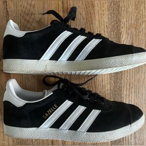 Adidas gazelles - black and white - size 39